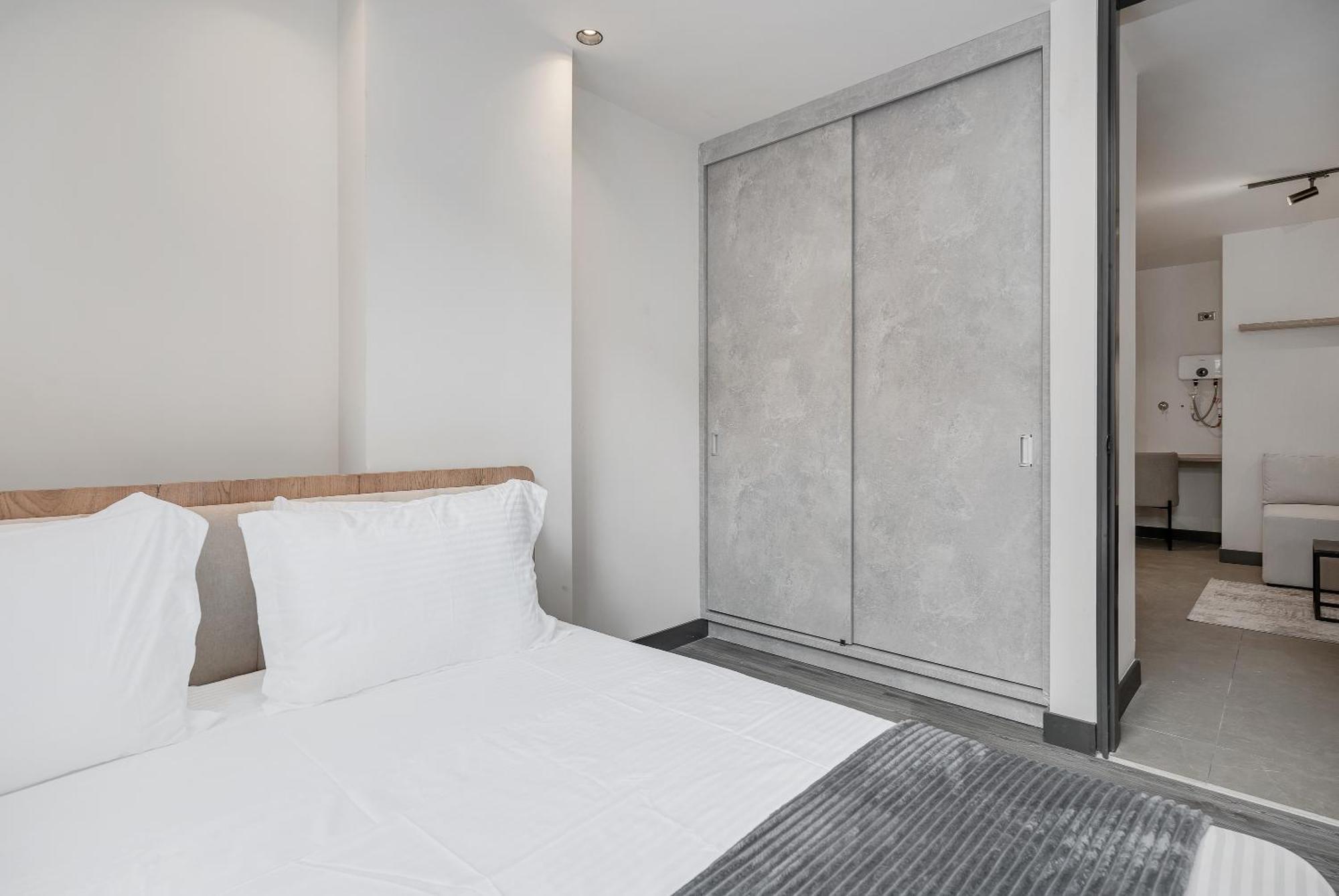 Apartamentos Housy Laureles เมเดยิน ภายนอก รูปภาพ