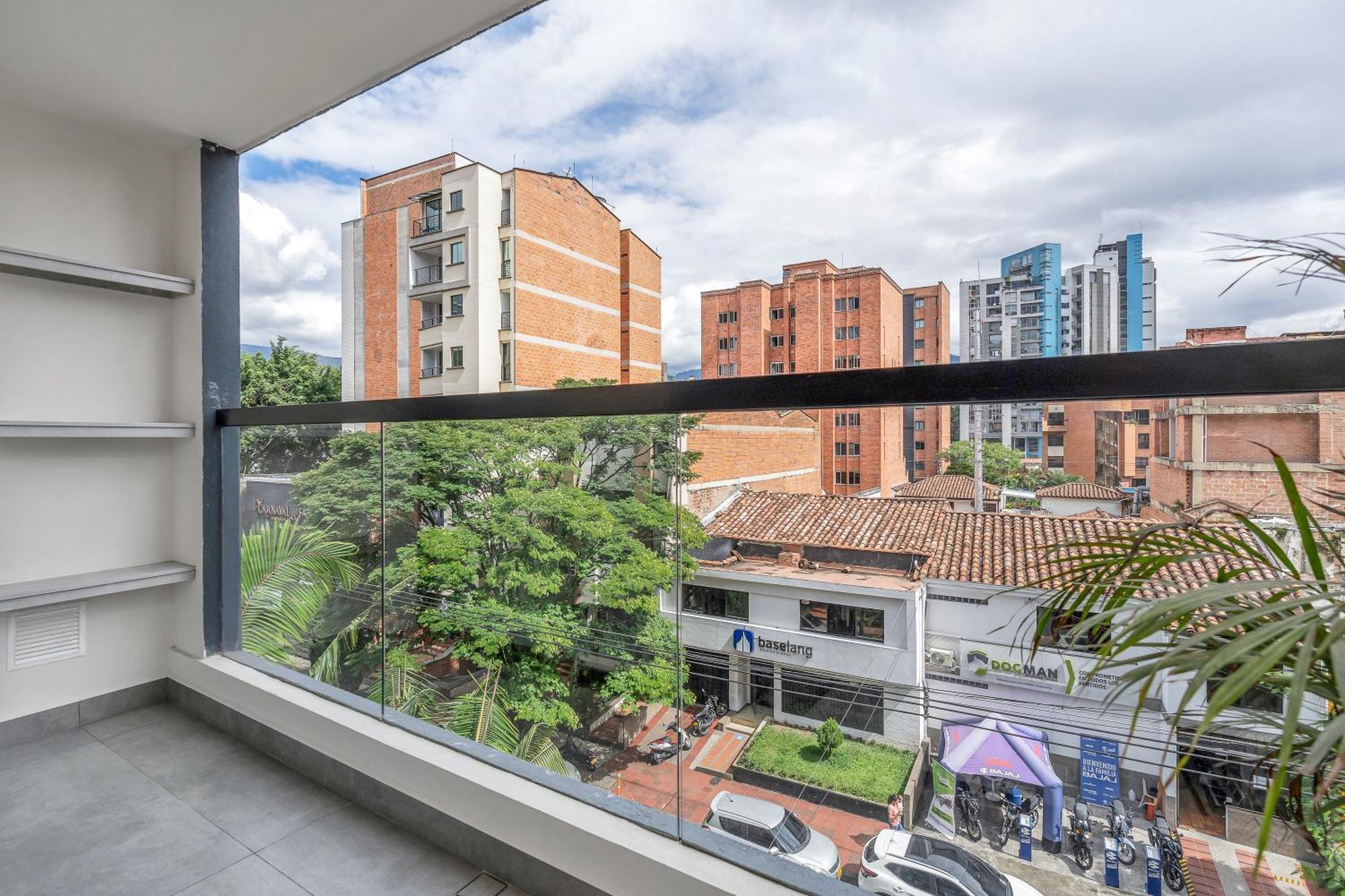 Apartamentos Housy Laureles เมเดยิน ภายนอก รูปภาพ