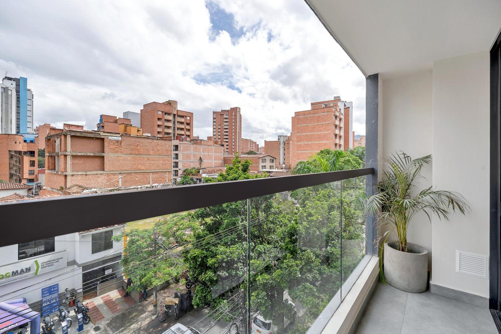 Apartamentos Housy Laureles เมเดยิน ภายนอก รูปภาพ