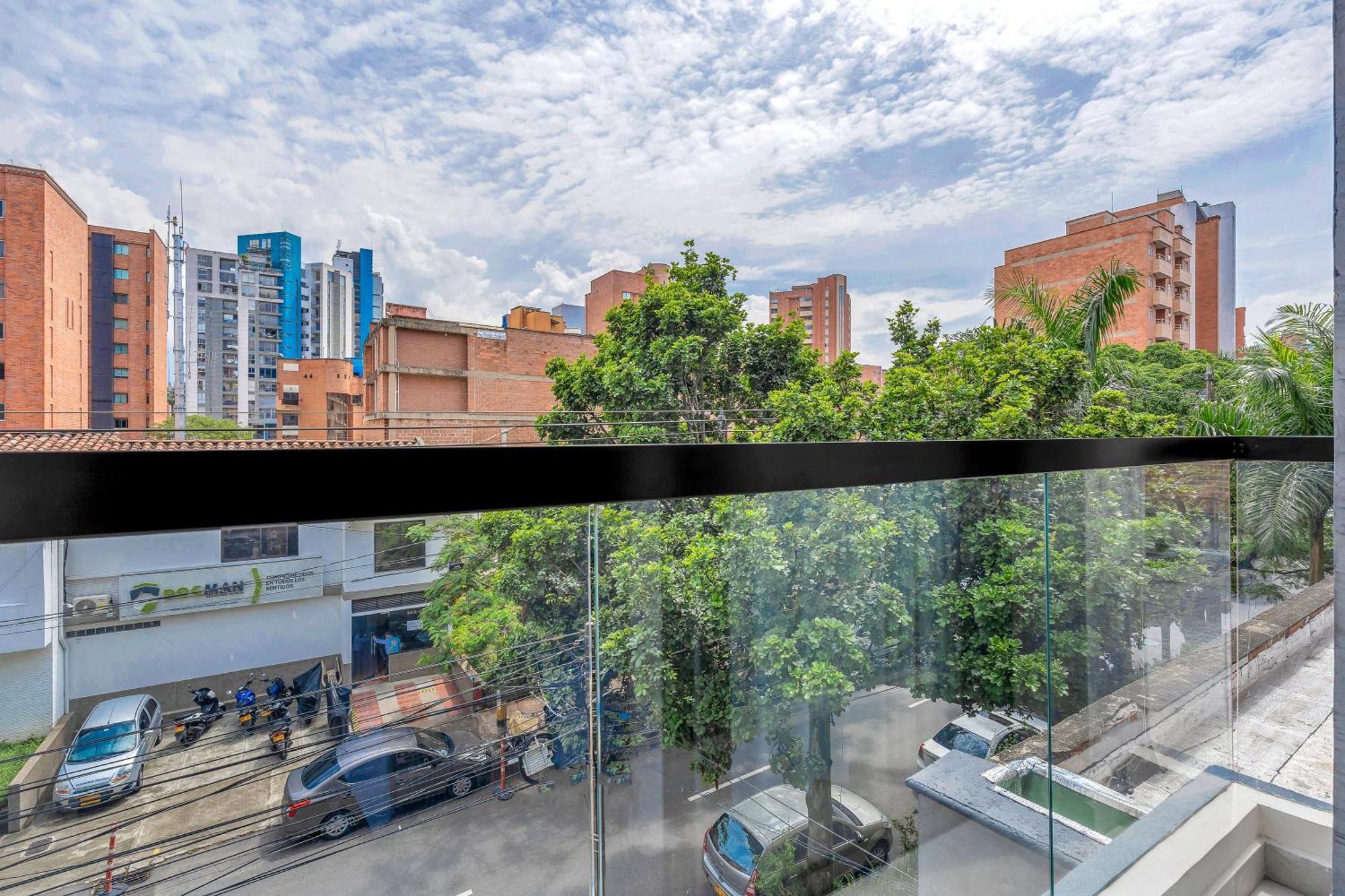 Apartamentos Housy Laureles เมเดยิน ภายนอก รูปภาพ